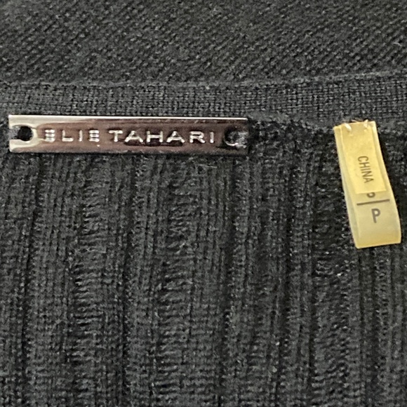 Gorgeous Elegant Elie Tahari Knit Dress, Black, Wool, Midi, Size P - Picture 8 of 9
